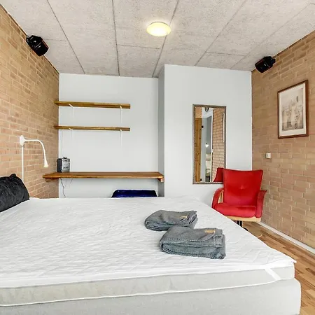 1 Bedroom Amazing In *